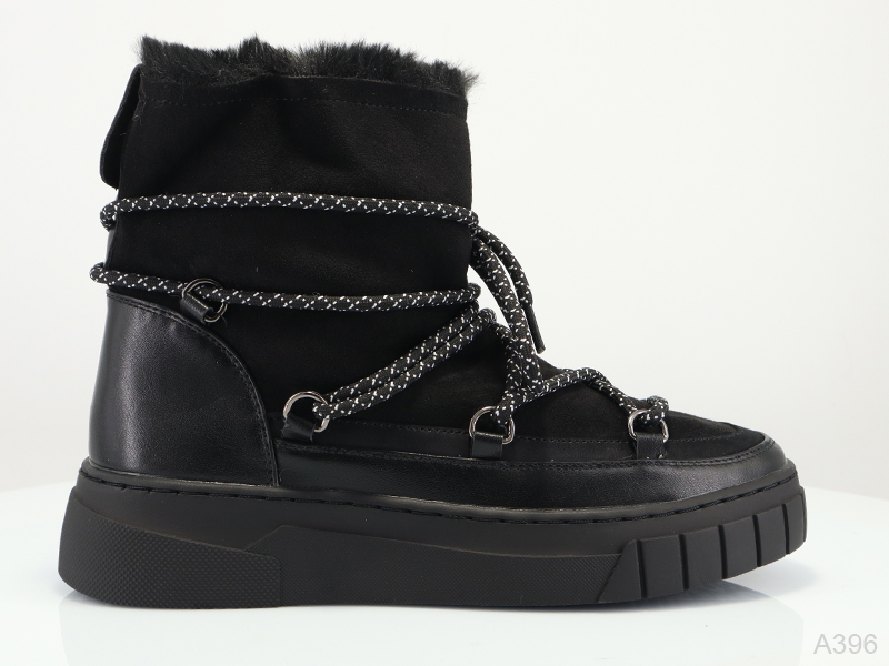 Crne čizme za snijeg i hladno vrijeme 